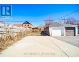 Upper - 47 Greendale Avenue, Toronto, ON M6N4P4 Photo 24
