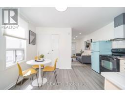 Upper - 47 Greendale Avenue, Toronto, ON M6N4P4 Photo 6