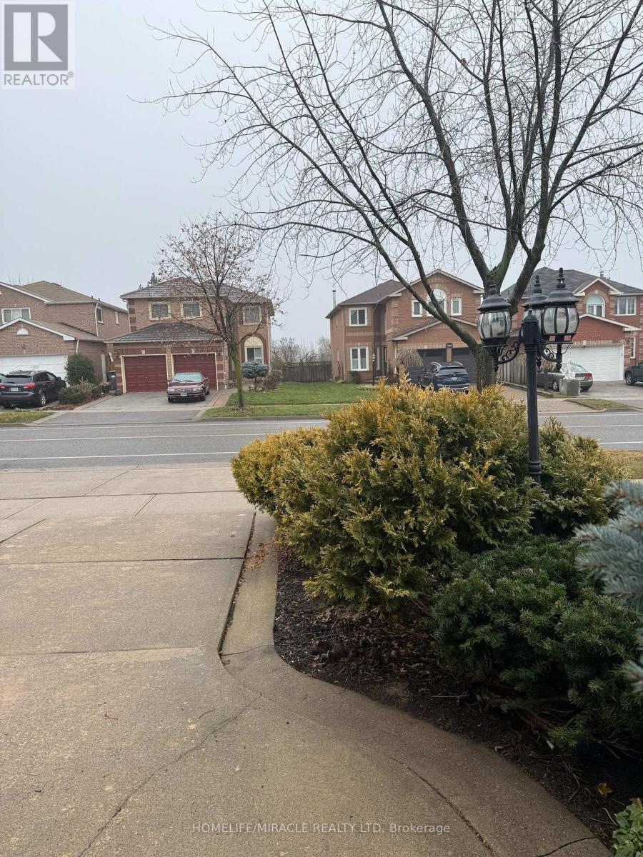 MAIN - 5889 RIVER GROVE AVENUE, Mississauga (East Credit) — photo 2