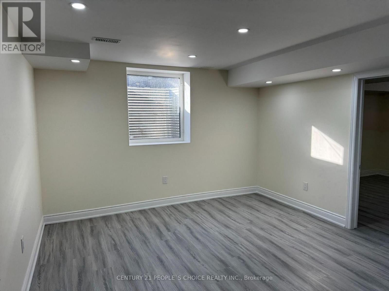 BASEMENT - 54 PRINCE PHILIP BOULEVARD, North Dumfries — photo 4