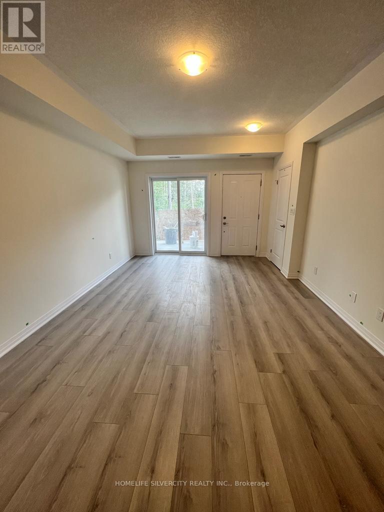 25 ISHERWOOD AVENUE — photo 2
