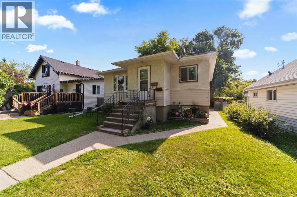 5229 50 Street - 2