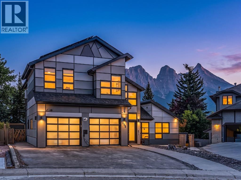 258 Grizzly Crescent