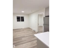 220 28 St Sw, Edmonton, AB T6X3E4 Photo 64