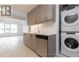 Bedroom - Th - 1 - 1010 Portage Parkway, Vaughan, ON L4K0K3 Photo 7