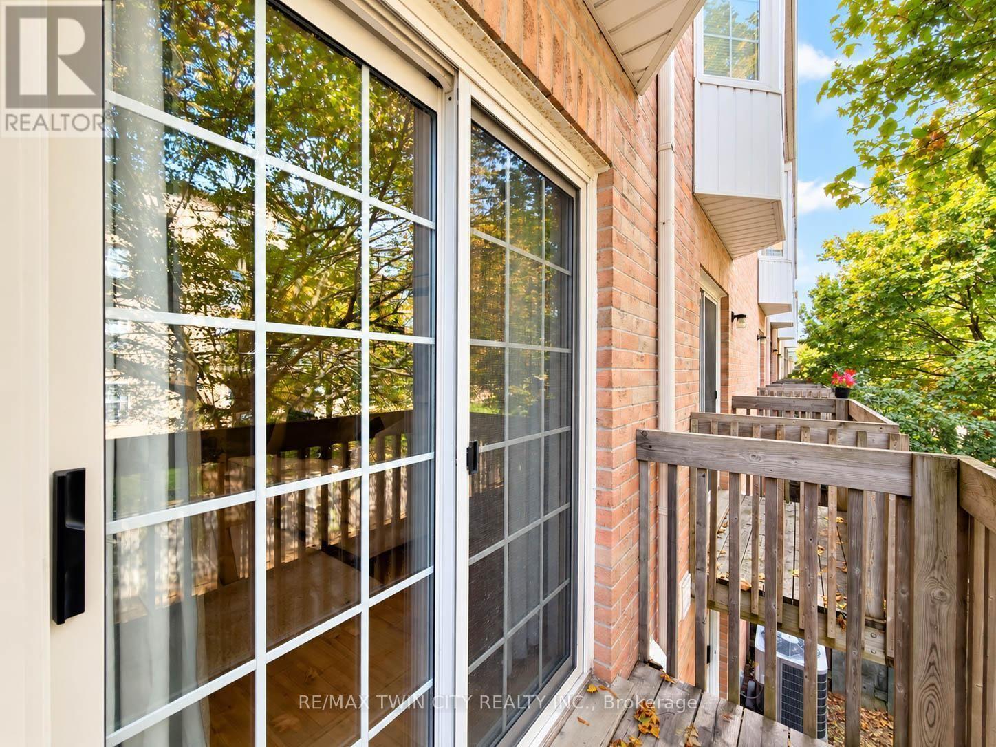 #105 3480 UPPER MIDDLE ROAD - Image 33