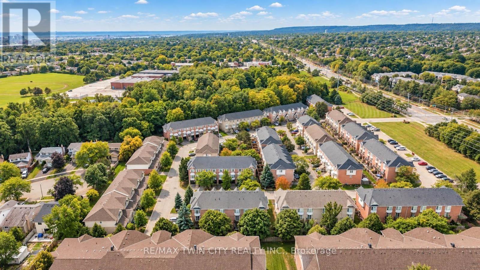 #105 3480 UPPER MIDDLE ROAD - Image 44