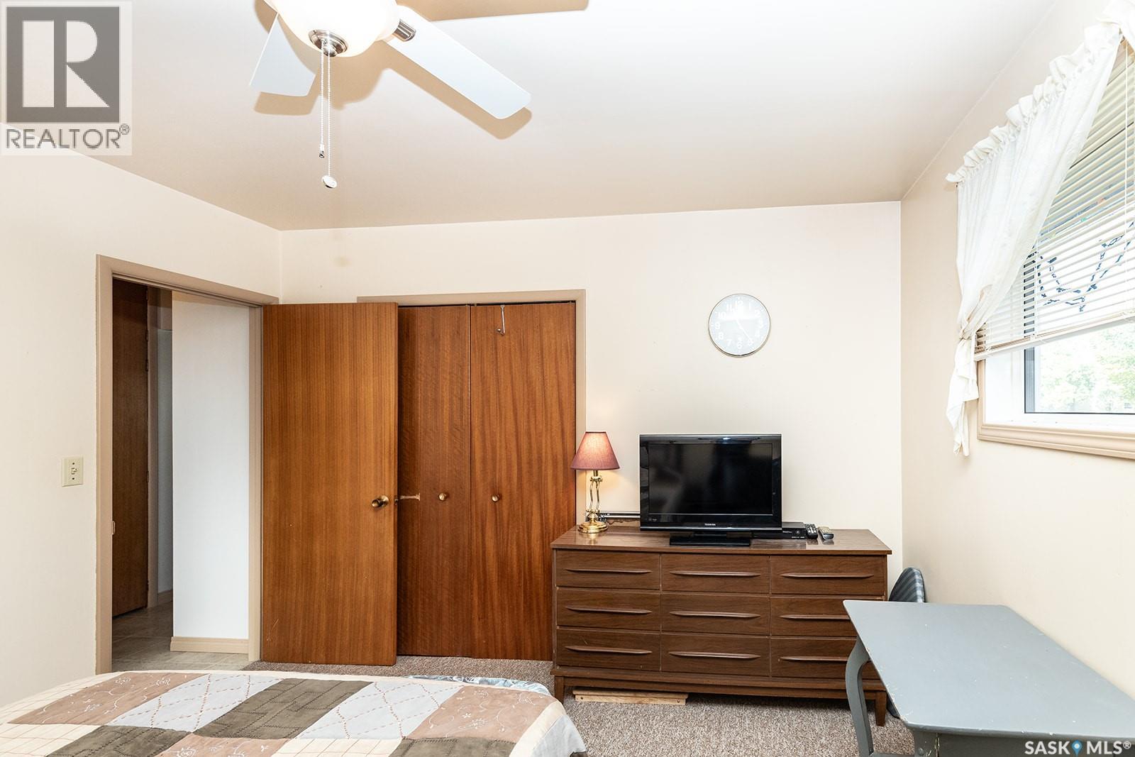 405 4th AVENUE E, Watrous — photo 14