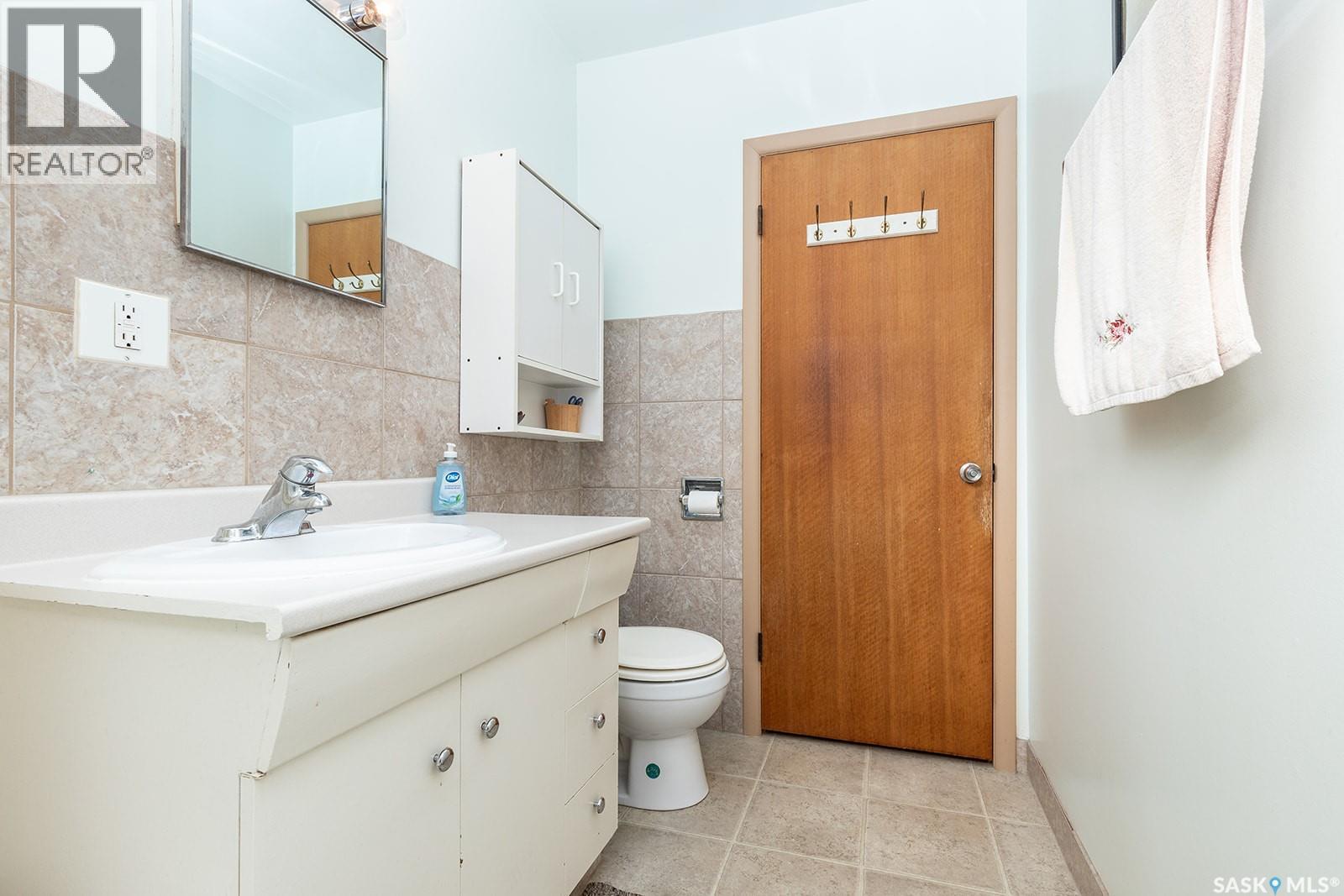405 4th AVENUE E, Watrous — photo 15