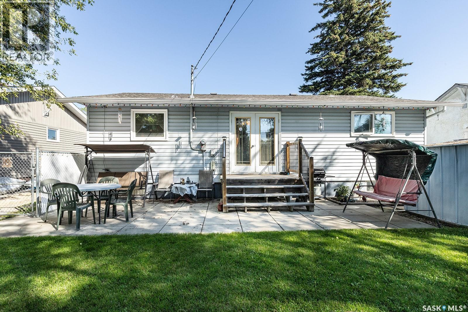 405 4th AVENUE E, Watrous — photo 30