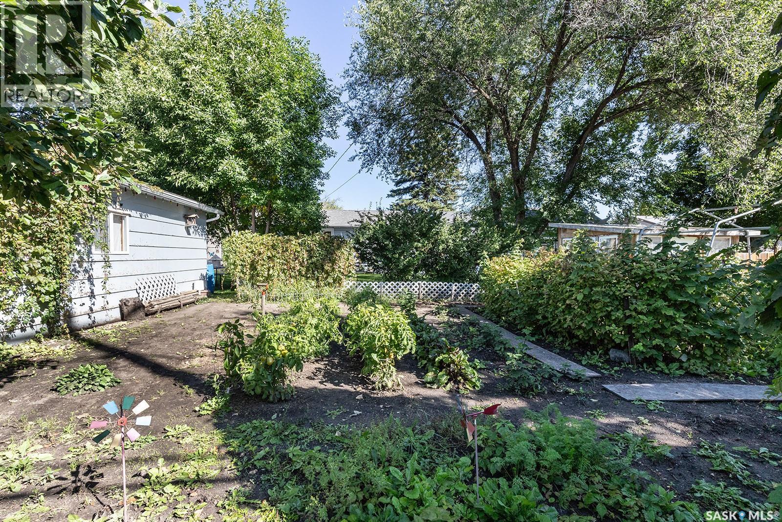 405 4th AVENUE E, Watrous — photo 32