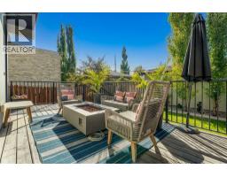 1141 Renfrew Drive NE - photo 3