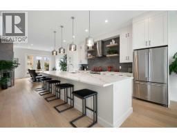 1141 Renfrew Drive NE - photo 13
