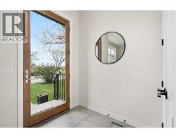 1141 Renfrew Drive NE - photo 9
