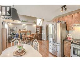 4pc Bathroom - 124 Del Ray Close Ne, Calgary, AB T1Y6Y9 Photo 11