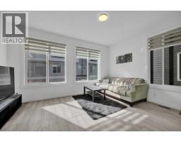 152, 380 Seton Villas SE - photo 4