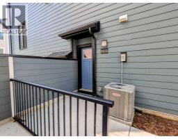 152, 380 Seton Villas SE - photo 2