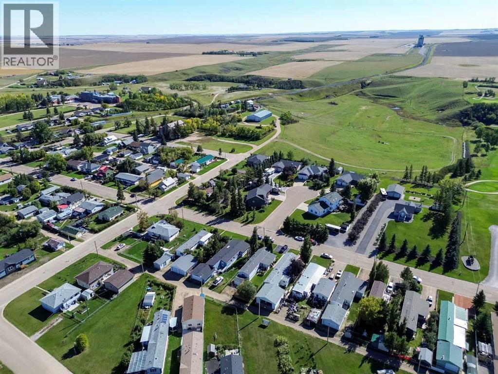 Listing photo – 150 Devilder Avenue, Trochu