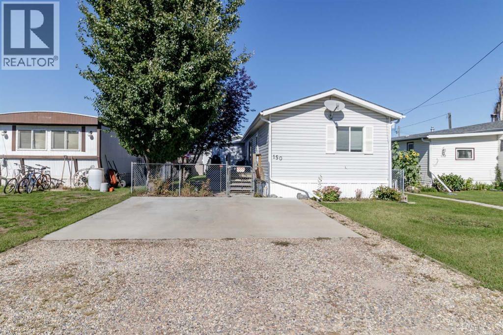 Listing photo – 150 Devilder Avenue, Trochu