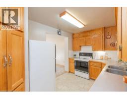 296 East 21st Street, Hamilton, ON L8V2T9 Photo 26