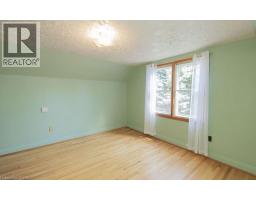 296 East 21st Street, Hamilton, ON L8V2T9 Photo 37