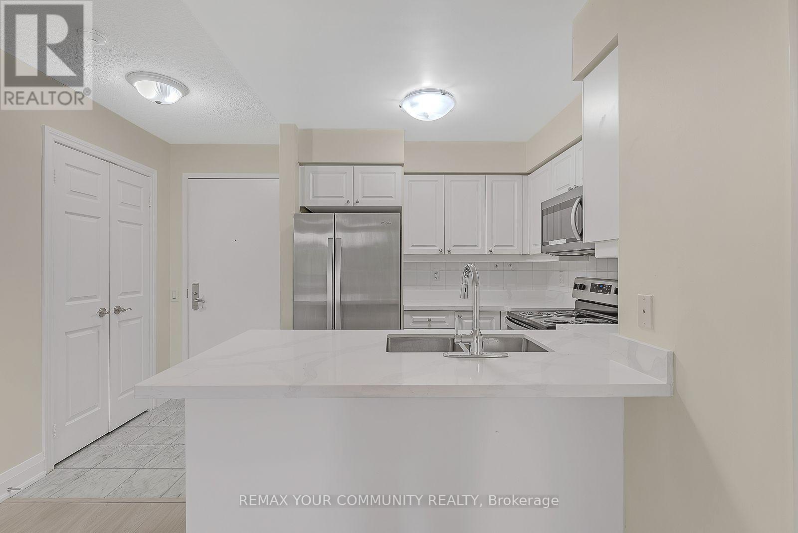 318 - 80 HARRISON GARDEN BOULEVARD, Toronto (Willowdale East) — photo 2