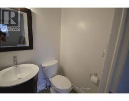 32 Axsmith Crescent, Toronto, ON M2J3K3 Photo 15