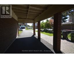 32 Axsmith Crescent, Toronto, ON M2J3K3 Photo 20