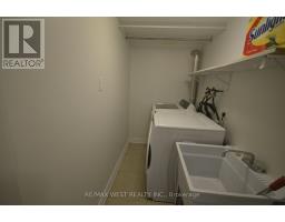 32 Axsmith Crescent, Toronto, ON M2J3K3 Photo 24