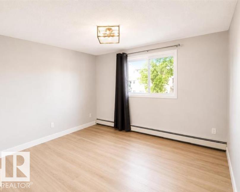 #329 17447 98A AV NW - 12