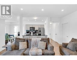 202 - 4 Spice Way, Barrie, ON L9J0M2 Photo 12