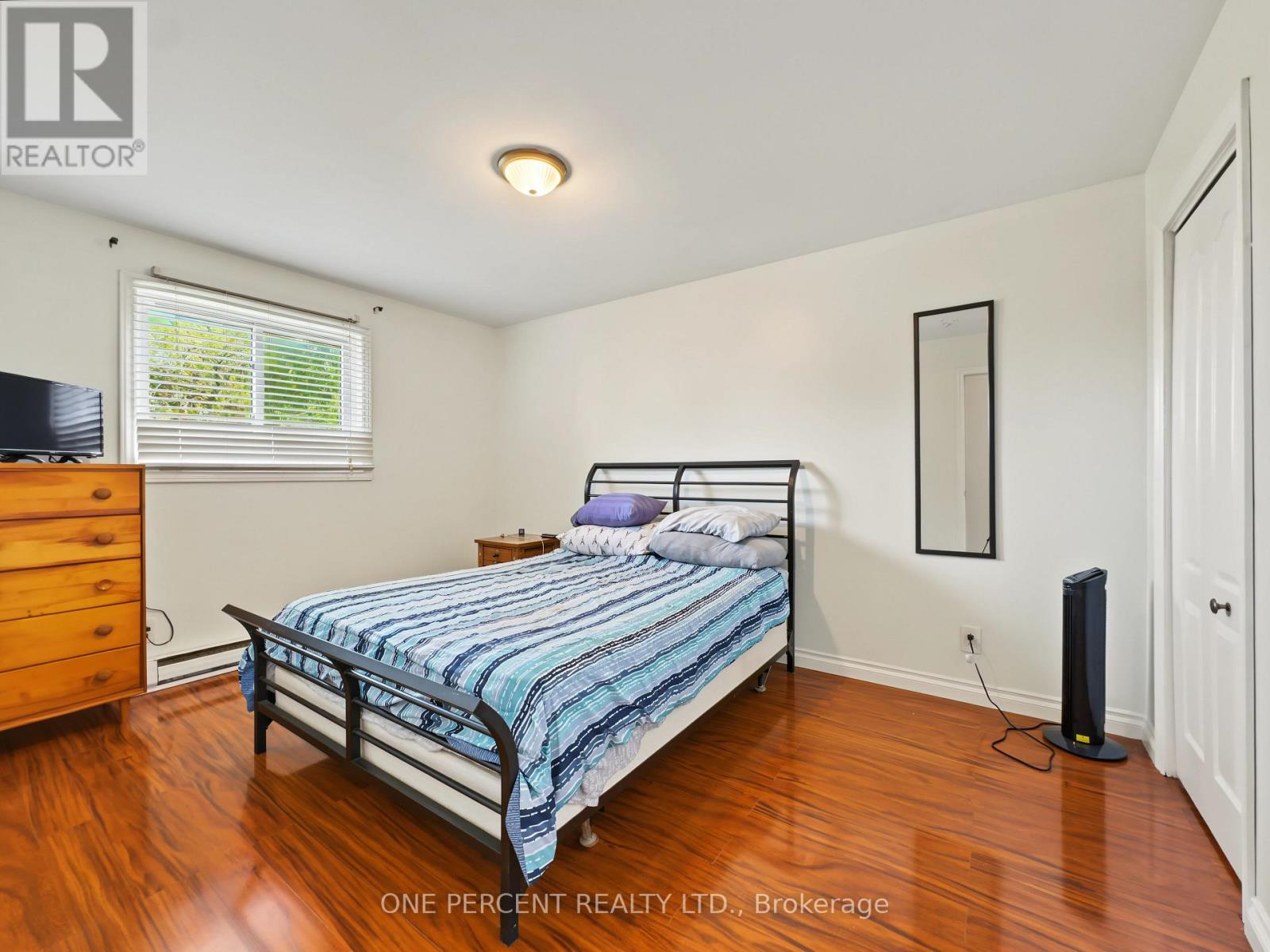 211 REID STREET - 12