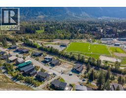 7646 Seven O'clock Drive, Pemberton, BC V0N2L3 Photo 24