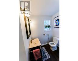 Upper - 684 Birchmount Road, Toronto, ON M1K1R3 Photo 11