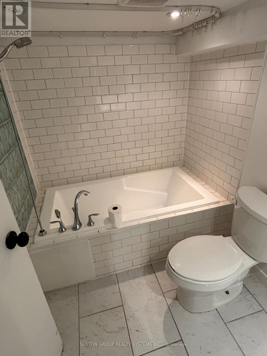 BSMT - 327 COXWELL (BASEMENT) AVENUE, Toronto (Woodbine Corridor) — photo 11