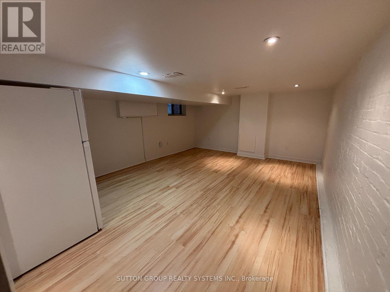 BSMT - 327 COXWELL (BASEMENT) AVENUE, Toronto (Woodbine Corridor) — photo 6