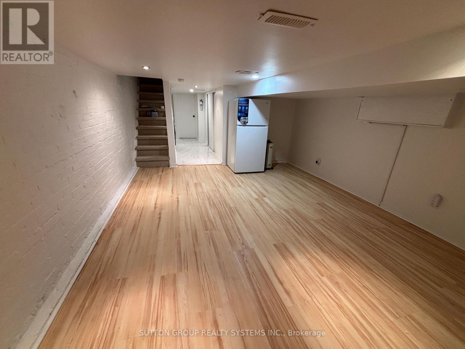 BSMT - 327 COXWELL (BASEMENT) AVENUE, Toronto (Woodbine Corridor) — photo 7