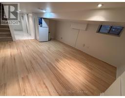 Bsmt - 327 Coxwell (basement) Avenue, Toronto, ON M4L3B5 Photo 8
