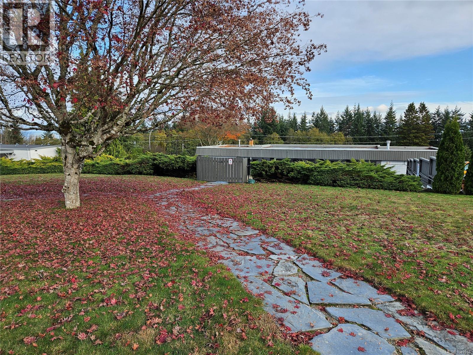 #13 10980 Westdowne Rd - 3