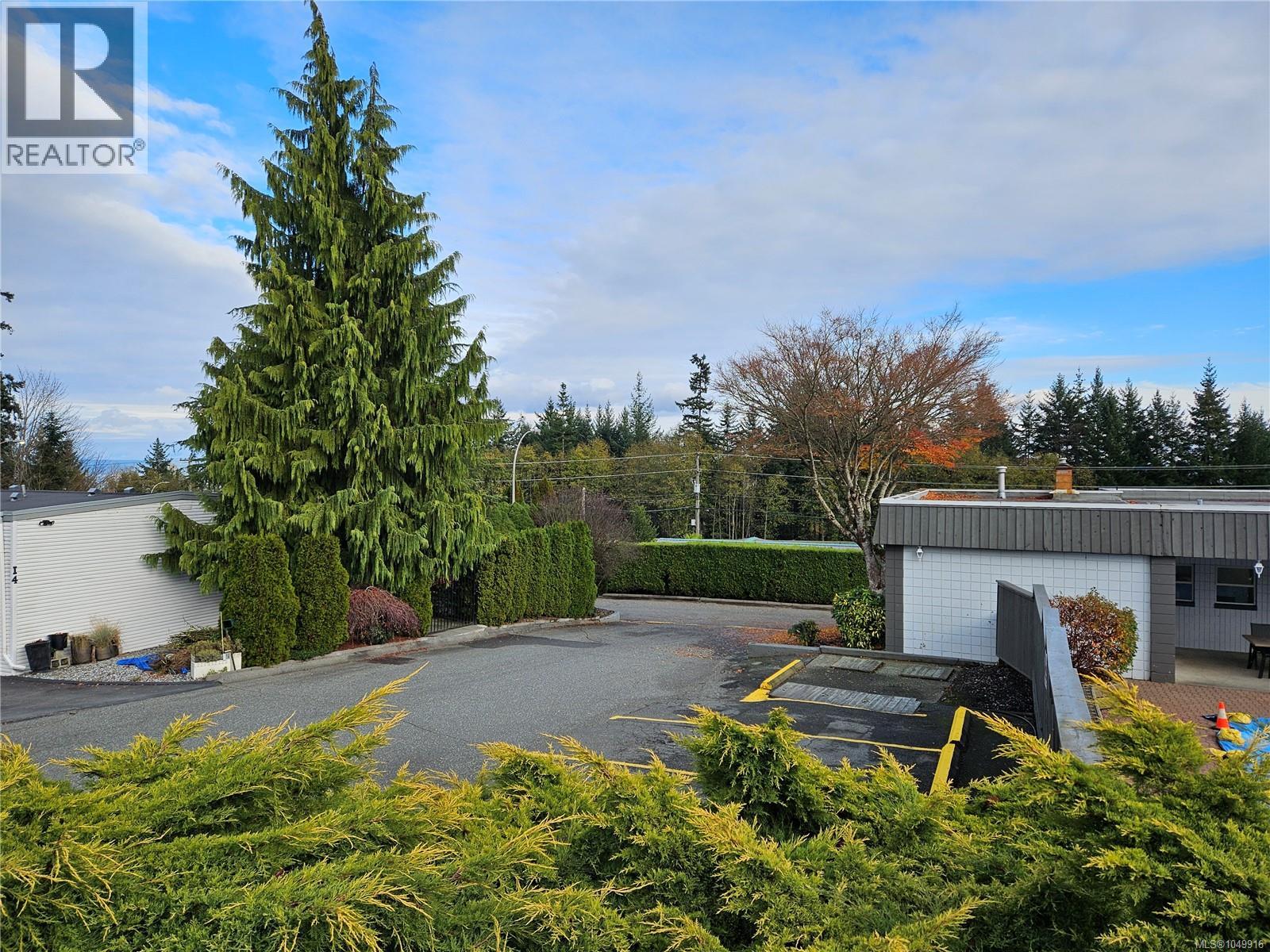 #13 10980 Westdowne Rd - 2