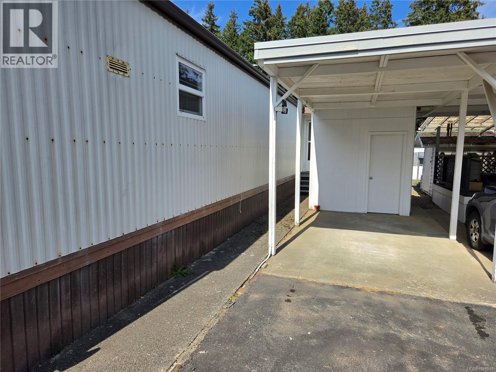 #13 10980 Westdowne Rd - Image 39