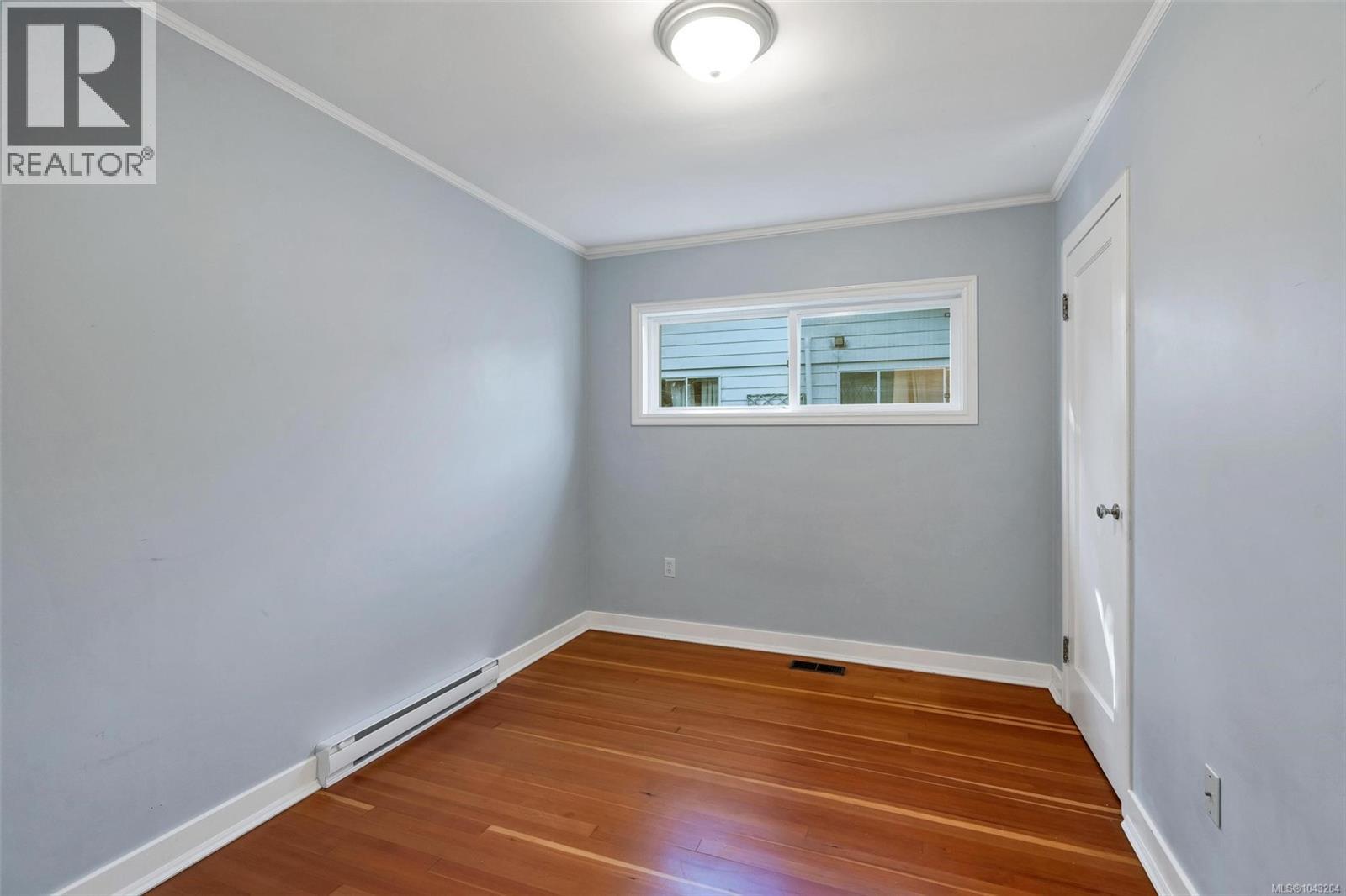 355 Beech Ave - Image 21