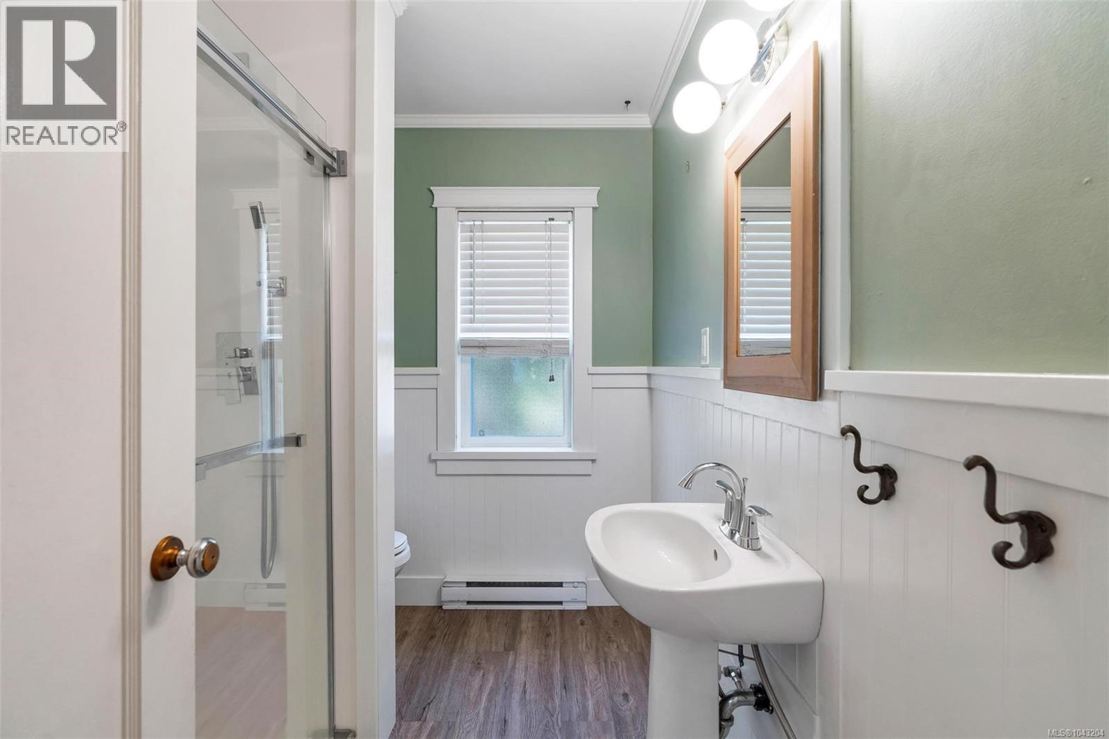 355 Beech Ave - 23