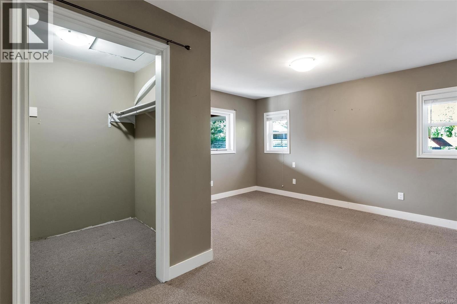 355 Beech Ave - Image 15