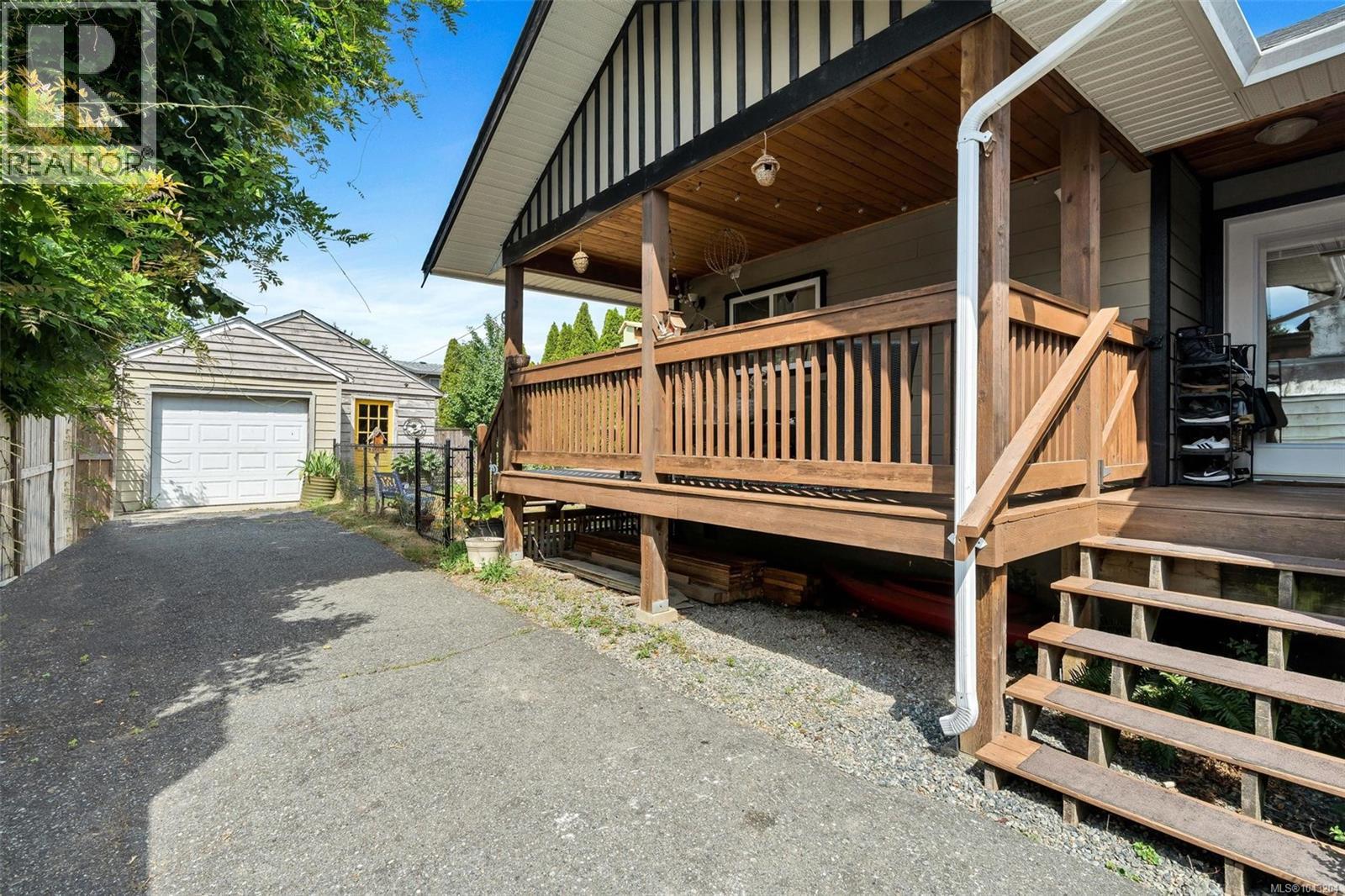 355 Beech Ave - Image 30
