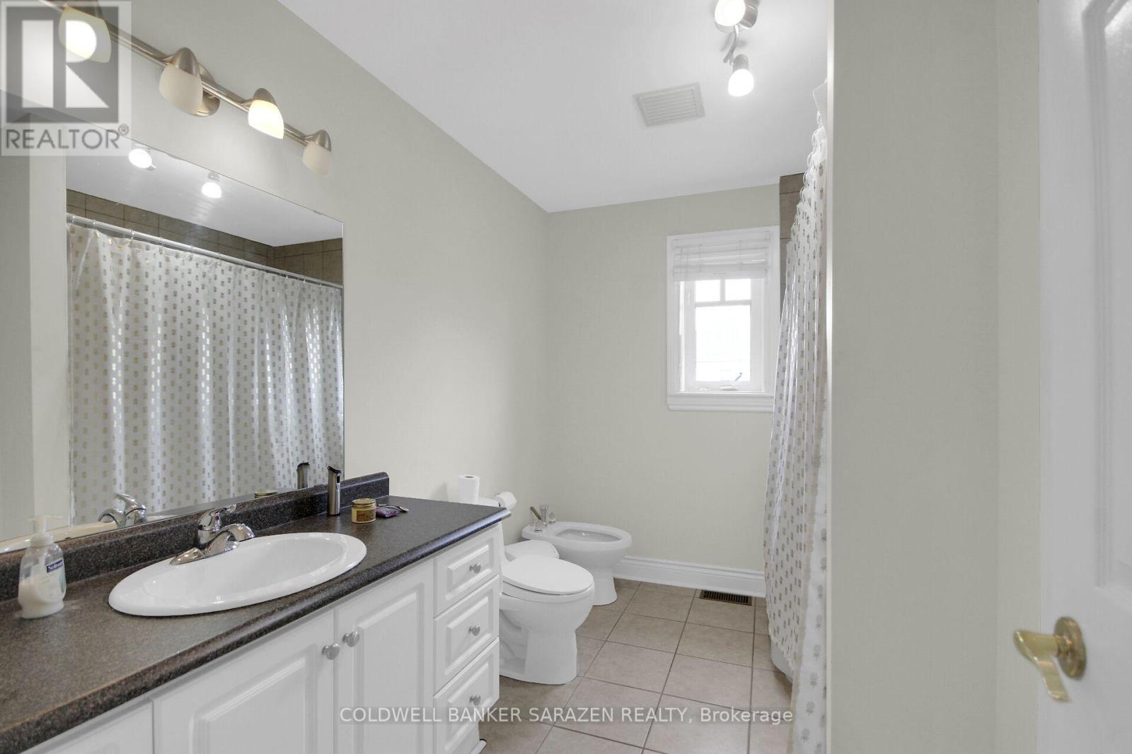 185 TWYFORD STREET - 38