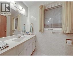 Furnace - 9556 Oakland Way Sw, Calgary, AB T2V4G5 Photo 16