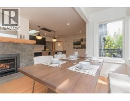 4906 Cordova Bay Rd, Saanich, BC V8Y2J5 Photo 19