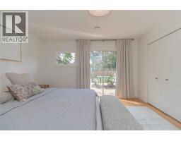 4906 Cordova Bay Rd, Saanich, BC V8Y2J5 Photo 30