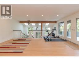 4906 Cordova Bay Rd, Saanich, BC V8Y2J5 Photo 39